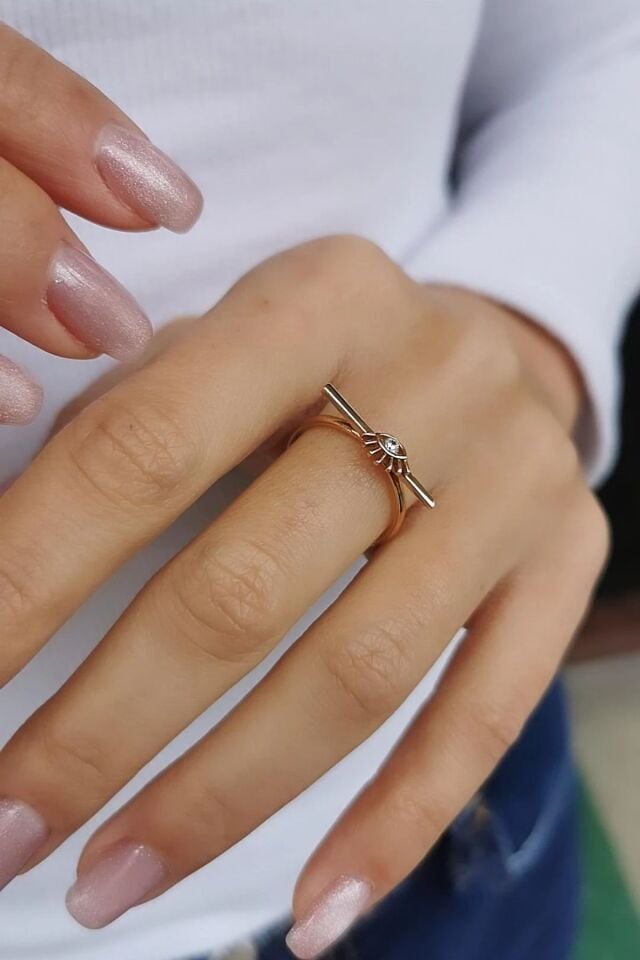 14 AYAR ROSE RENGİ KİRPİKLİ GÖZ ALTIN YÜZÜK