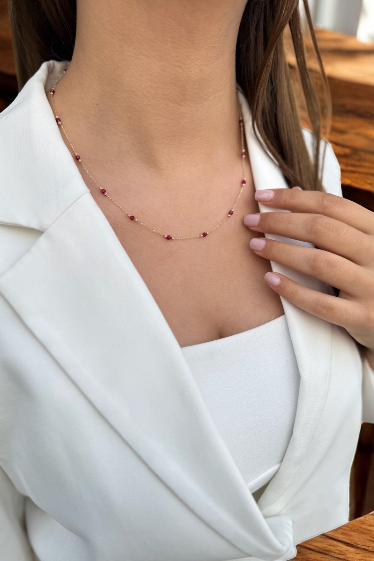 14 AYAR KIRMIZI TAŞLI DORİKALI TASARIM ALTIN KOLYE