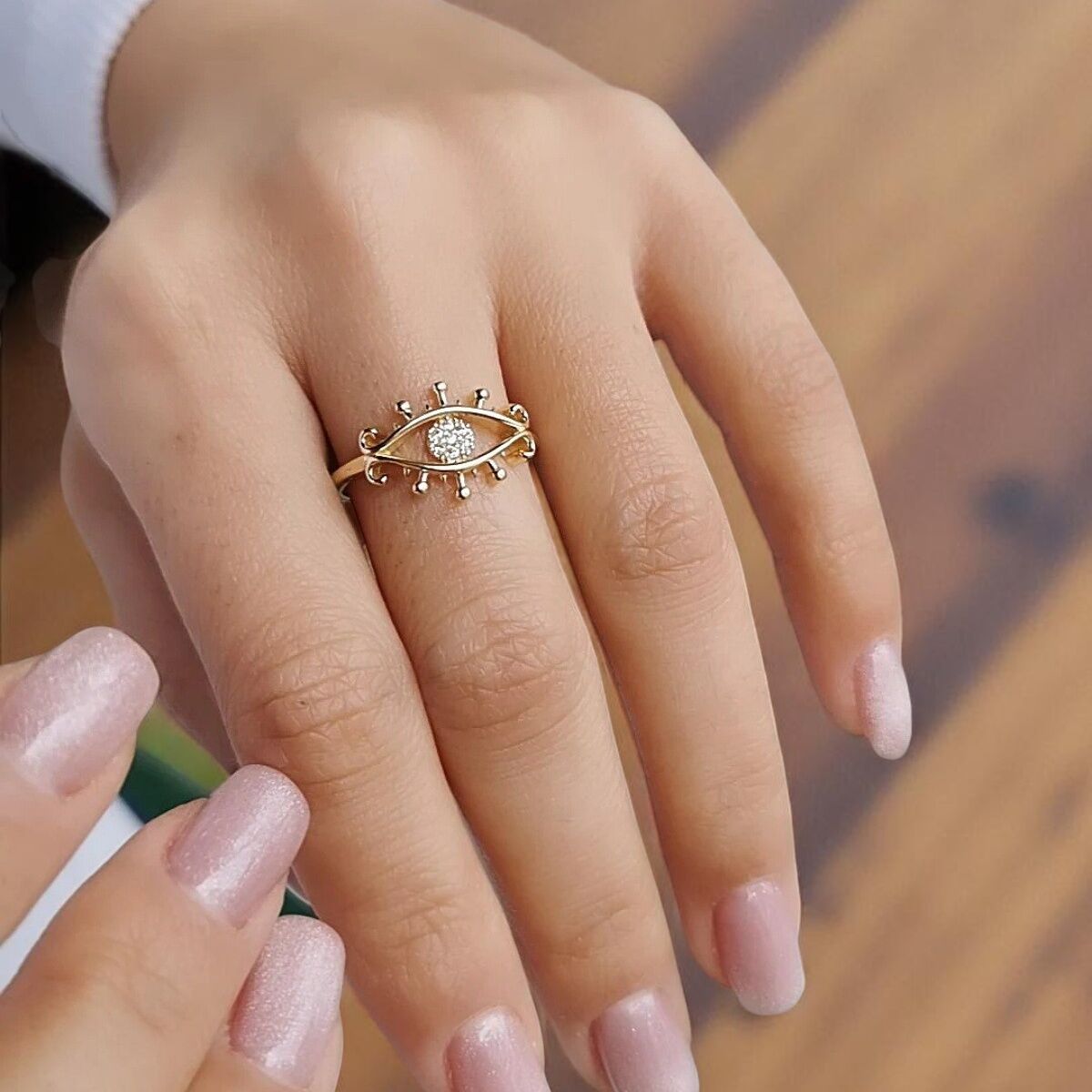 14 AYAR İTALYAN GÖZ ALTIN YÜZÜK