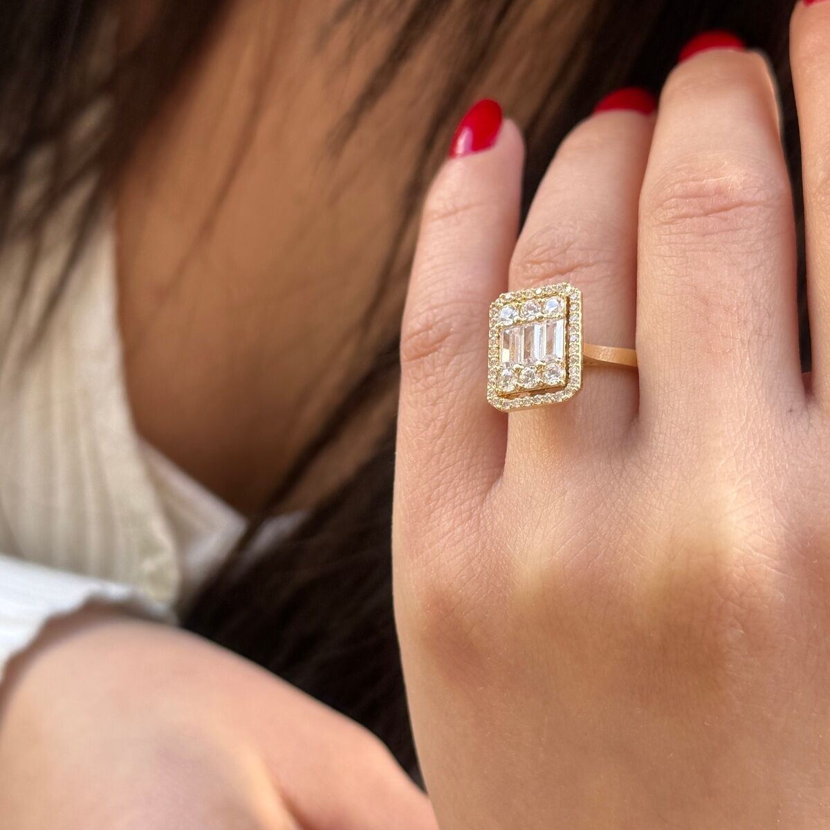 14 AYAR BAGET TAŞLI YÜZÜK