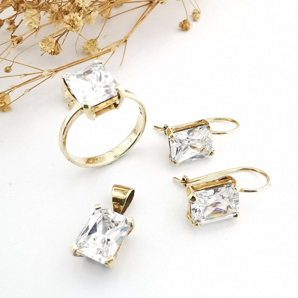 14 Ayar El Yapımı Baget Star Cut Kesim Taşlı Altın Takım