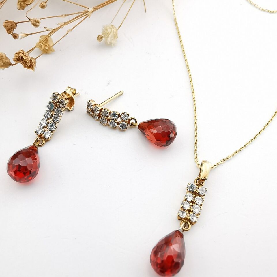 14 Ayar Kırmızı Drop Taşlı El Yapımı Altın Takım