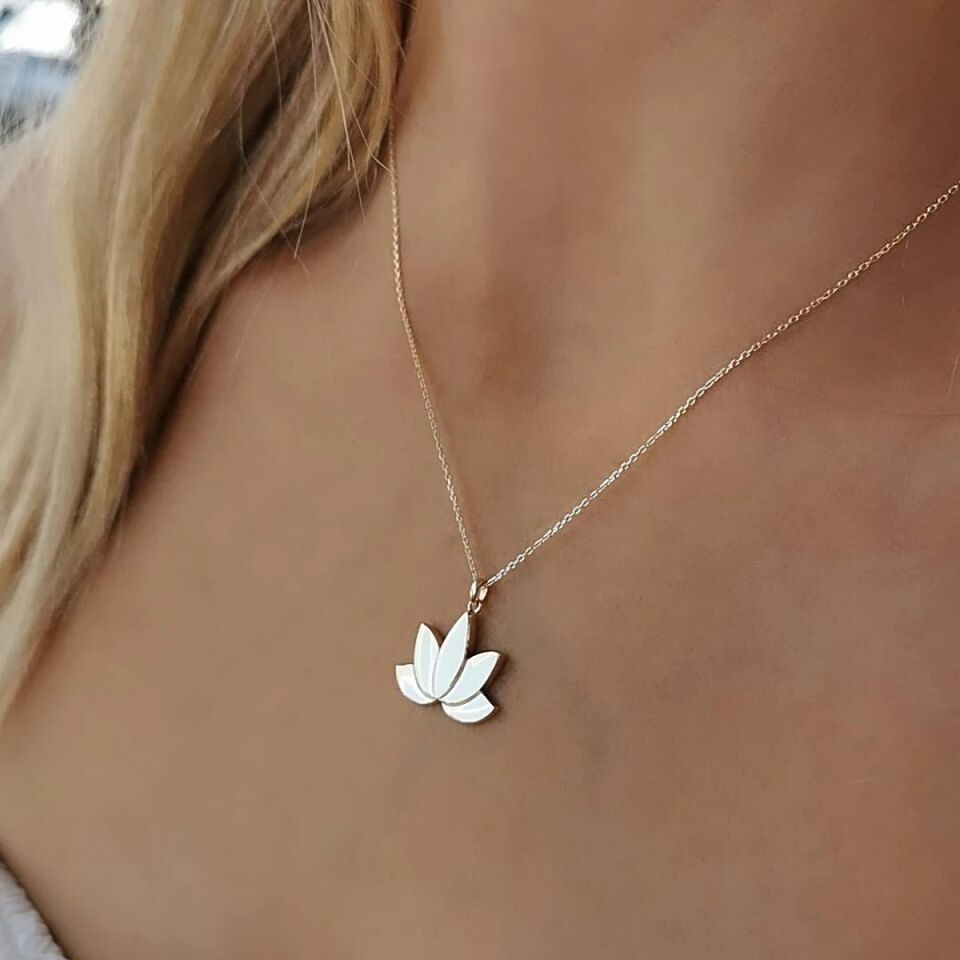 14 AYAR LOTUS ÇİÇEĞİ ALTIN KOLYE