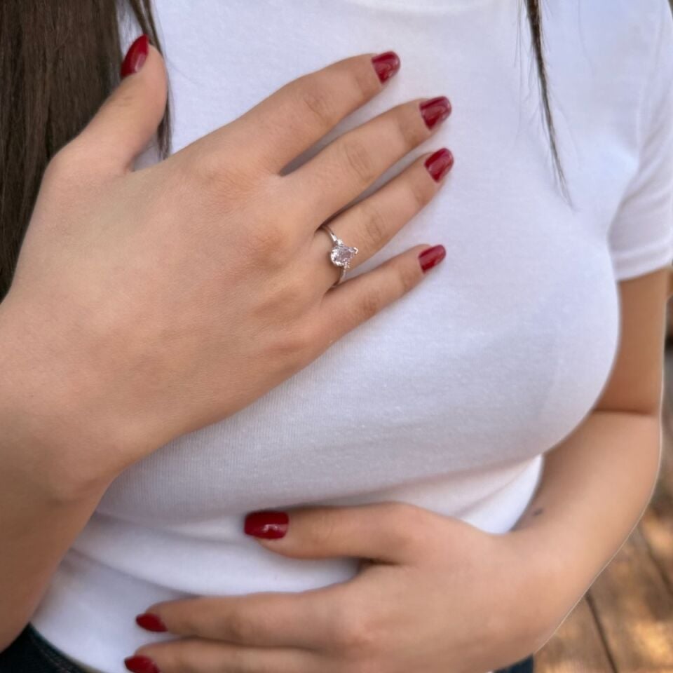 14 AYAR 2,46 CT  PİNK KUVARS TAŞLI VE 0,04 CT PIRLANTA TAŞLI BEYAZ ALTIN YÜZÜK