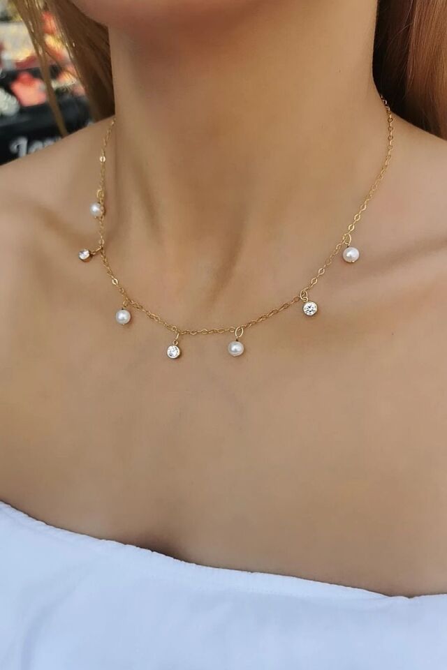 14 AYAR SALLANTILI İNCİLİ TASARIM KOLYE