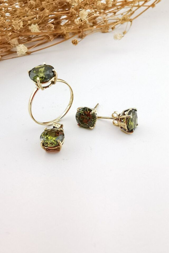 14 Ayar Peridot Taşlı El Yapımı Yuvarlak Altın Takım