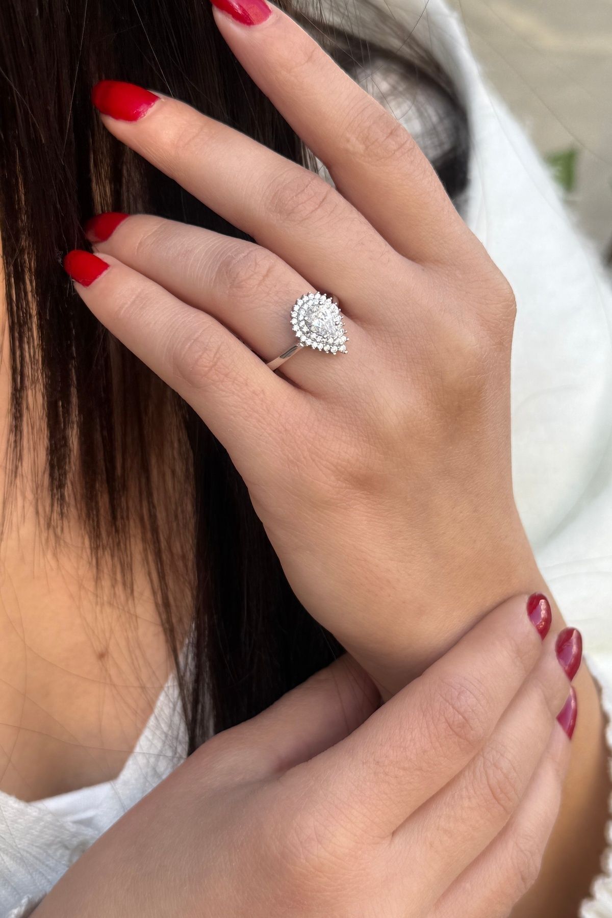 14 AYAR DAMLA TEKTAŞ MODEL YÜZÜK