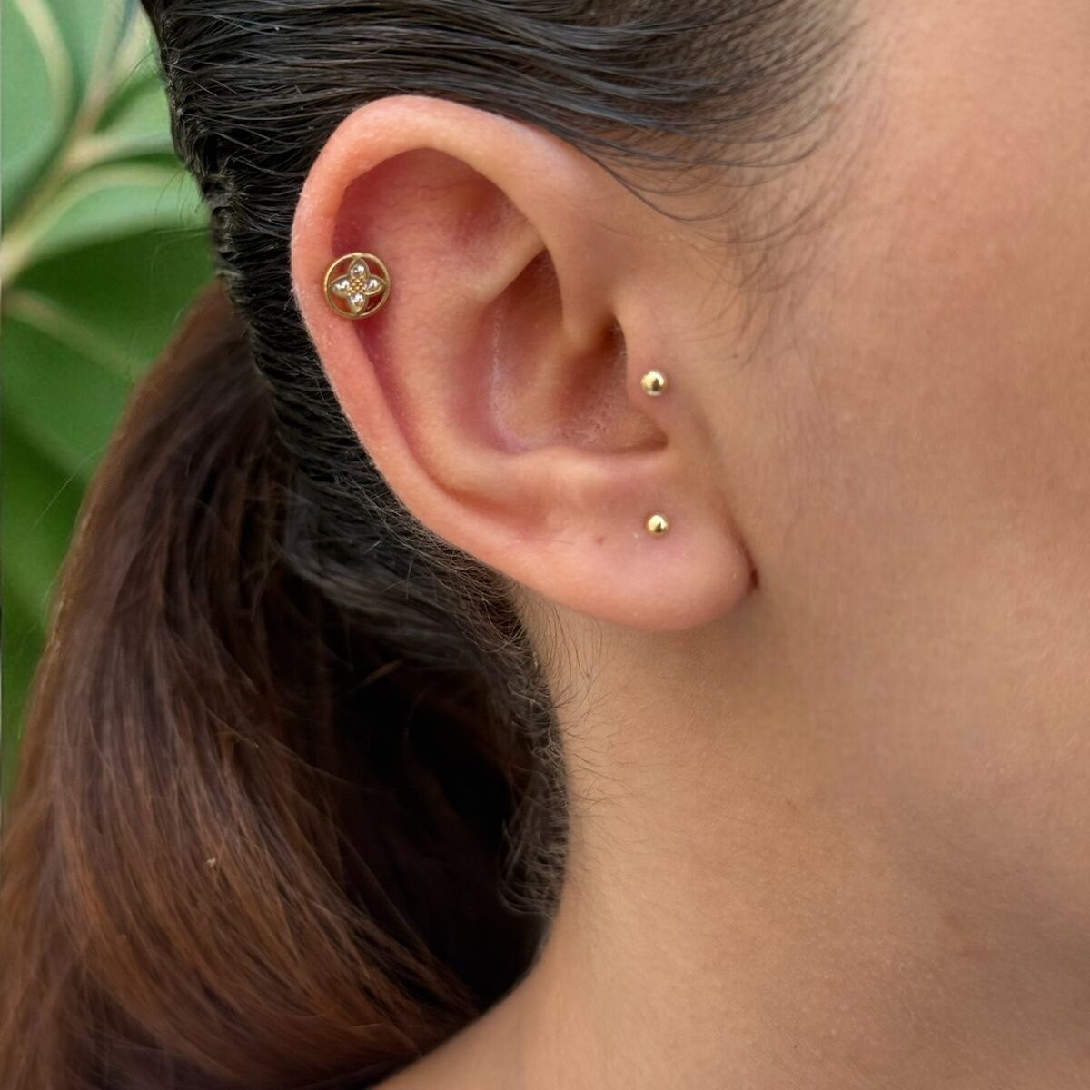 14 AYAR YONCA MODEL TRAGUS HELİX KÜPE