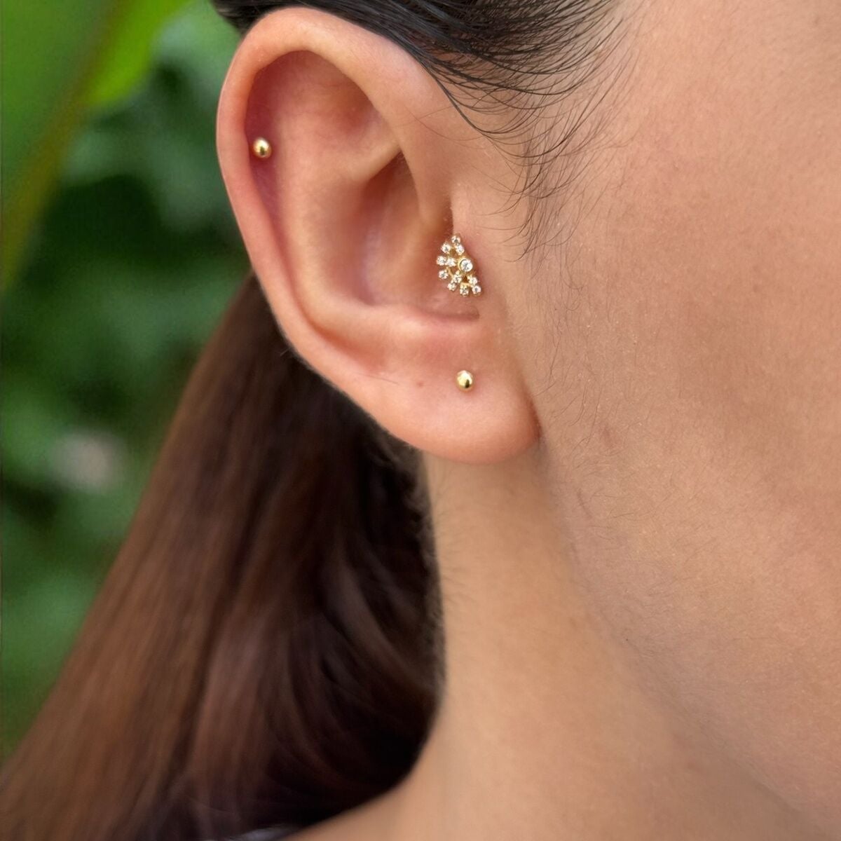 14 AYAR ÖZEL TASARIM TAŞLI TRAGUS HELİX KÜPE