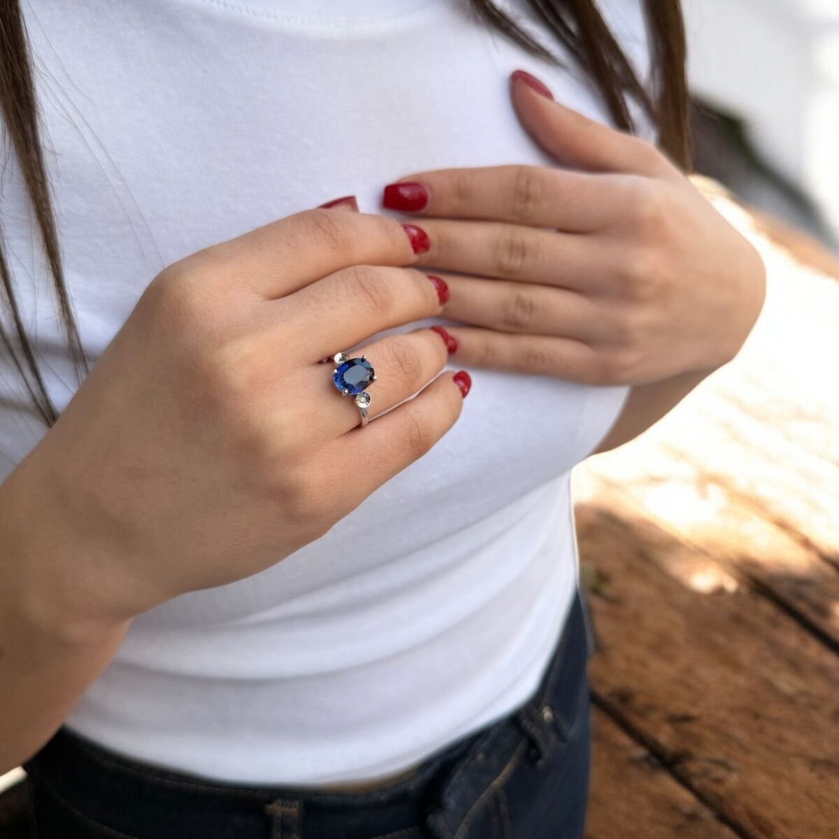 14 AYAR 3,78 CT SAFİR TAŞLI VE 0,04 CT PIRLANTA TAŞLI BEYAZ ALTIN YÜZÜK