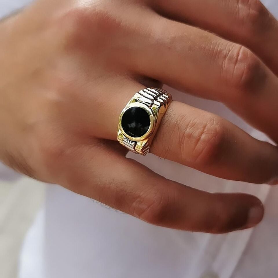 14 Ayar Özel Tasarım Siyah Oniks Taşlı Erkek Altın Yüzük
