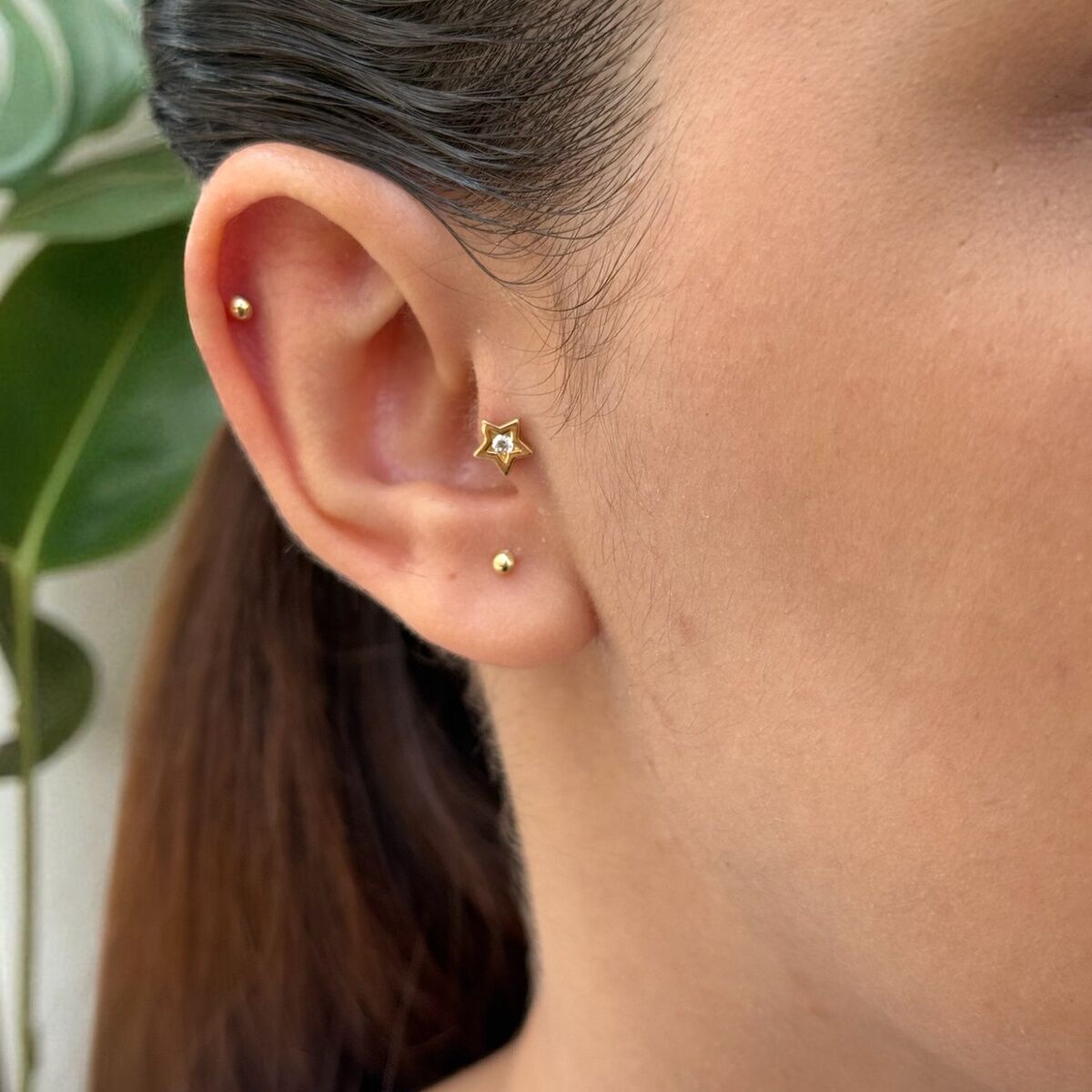 14 AYAR TEKTAŞ YILDIZ KÜPE