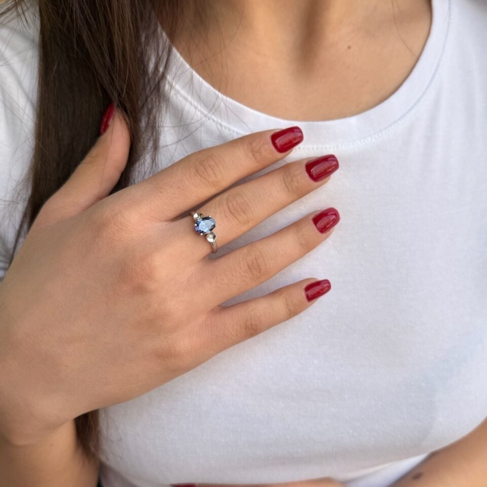 14 AYAR 1,94 CT MİSTİK TOPAZ TAŞLI VE 0,04 CT PIRLANTA TAŞLI BEYAZ ALTIN YÜZÜK