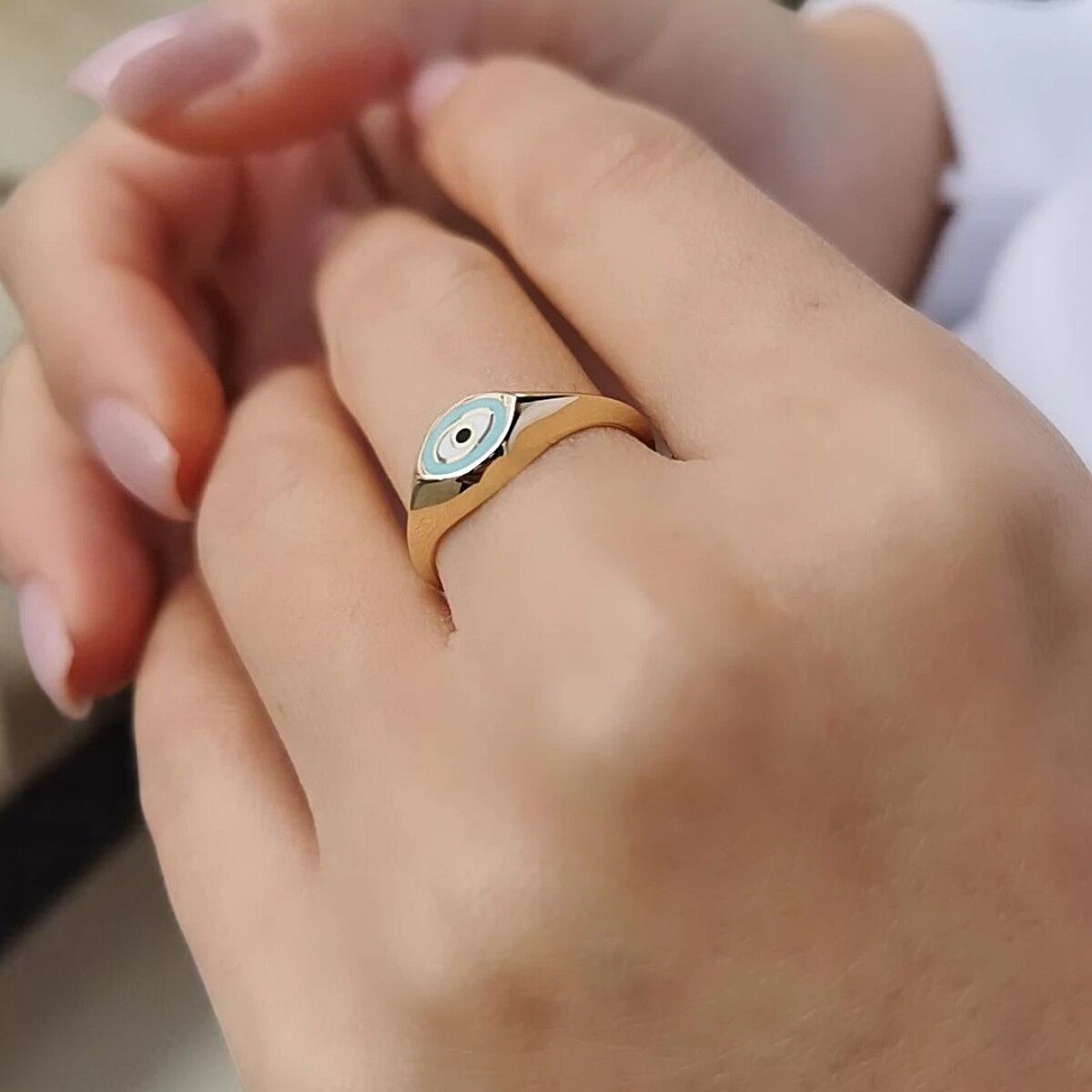 14 AYAR NAZAR MİNELİ ALTIN YÜZÜK