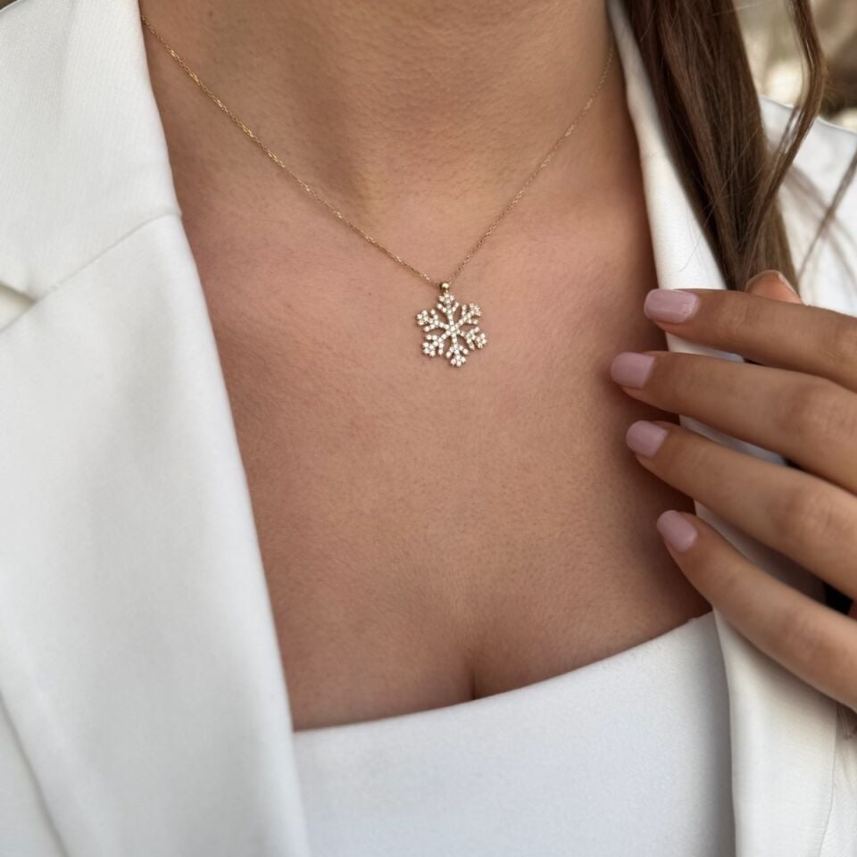 14 AYAR KAR TANESİ ALTIN KOLYE