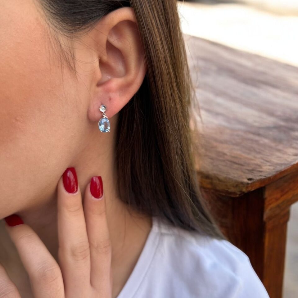 14 AYAR 2,51 CT AQUAMARİN VE 0,04 CT PIRLANTA TAŞLI BEYAZ ALTIN KÜPE