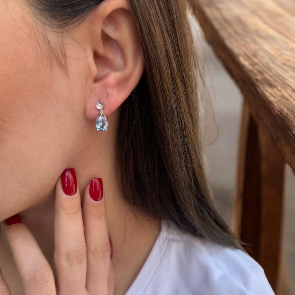 14 AYAR 2,51 CT AQUAMARİN VE 0,04 CT PIRLANTA TAŞLI BEYAZ ALTIN KÜPE