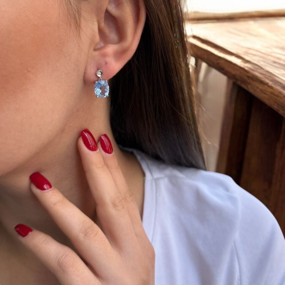 14 AYAR 6,46 CT AQUAMARİN VE 0,04 CT PIRLANTA TAŞLI BEYAZ ALTIN KÜPE