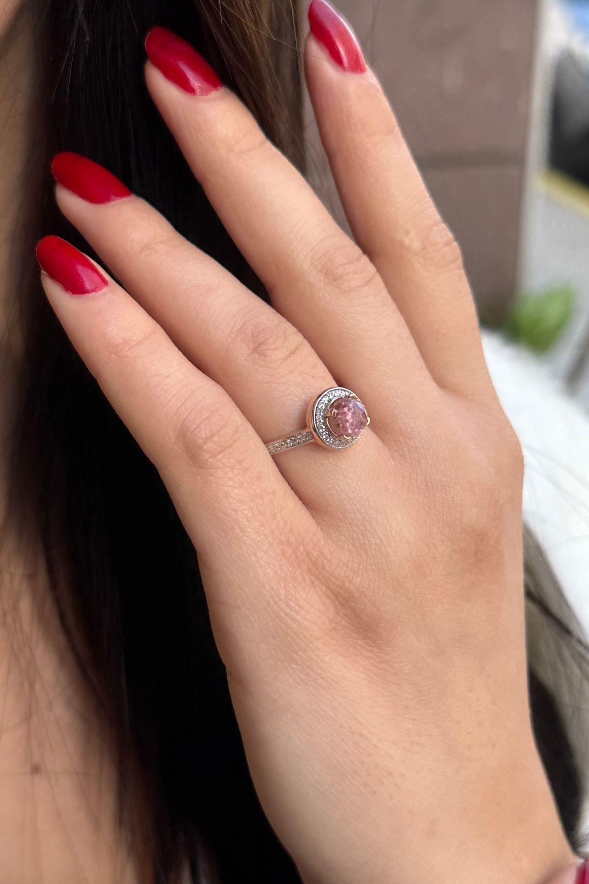 14 AYAR 0,22 CT PIRLANTA TAŞLI 4,13 CT MORGANİTE TAŞLI ROSE RENGİ YÜZÜK