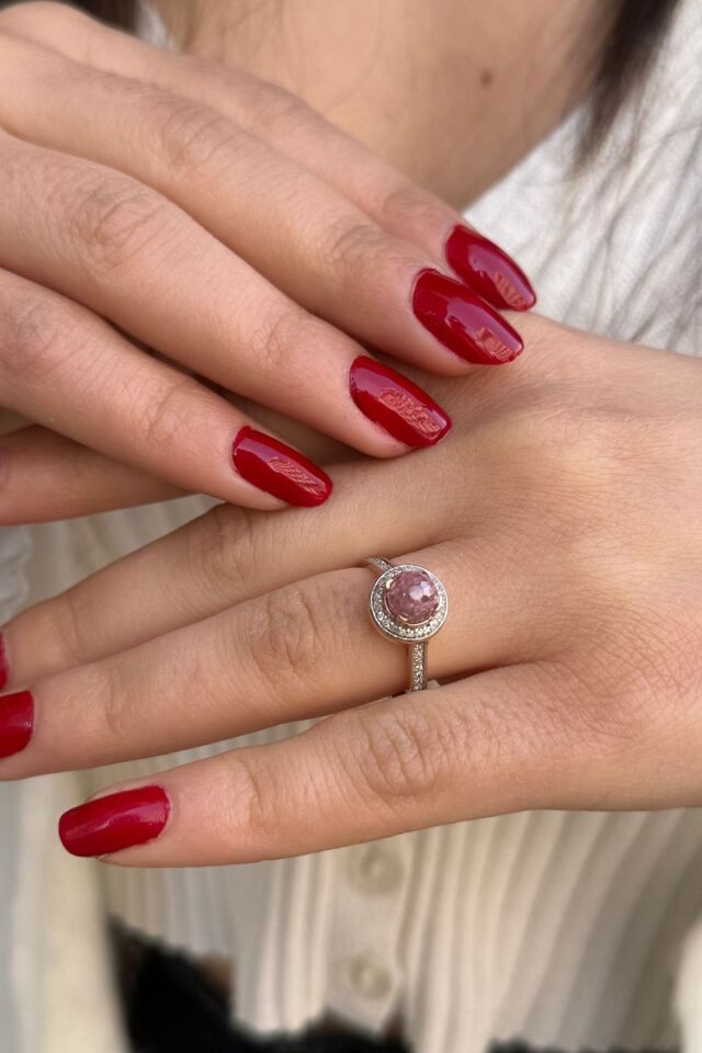 14 AYAR 0,22 CT PIRLANTA TAŞLI 4,13 CT MORGANİTE TAŞLI ROSE RENGİ YÜZÜK