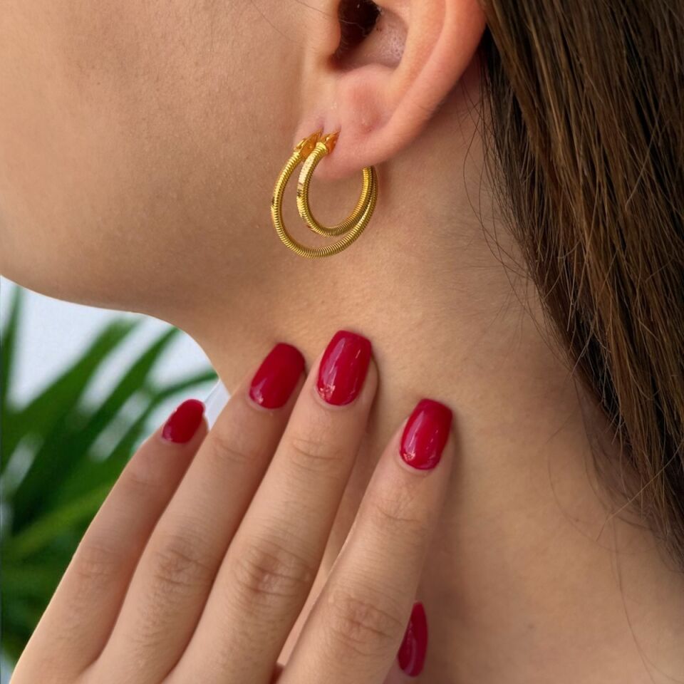 22 AYAR ÜZERİ PARLAK HALKA ALTIN KÜPE KOMBİNİ