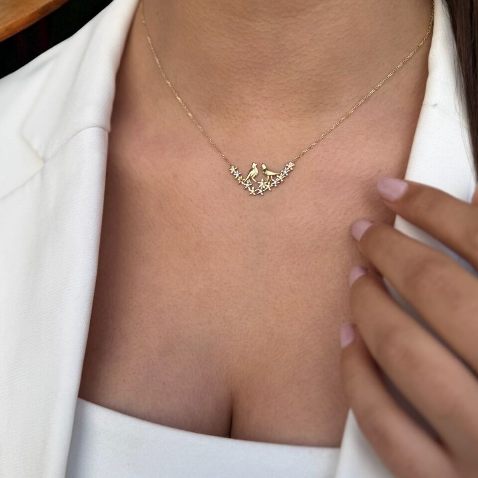 14 Ayar Çi̇çek Dalında Kumrular Kolye