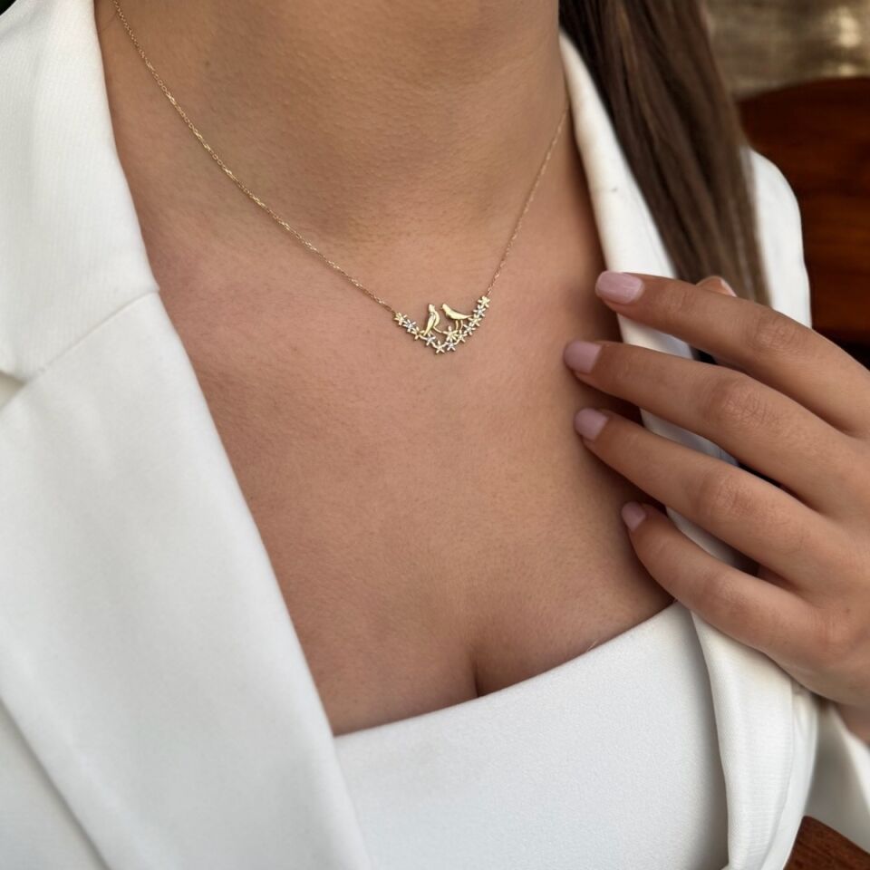 14 Ayar Çi̇çek Dalında Kumrular Kolye