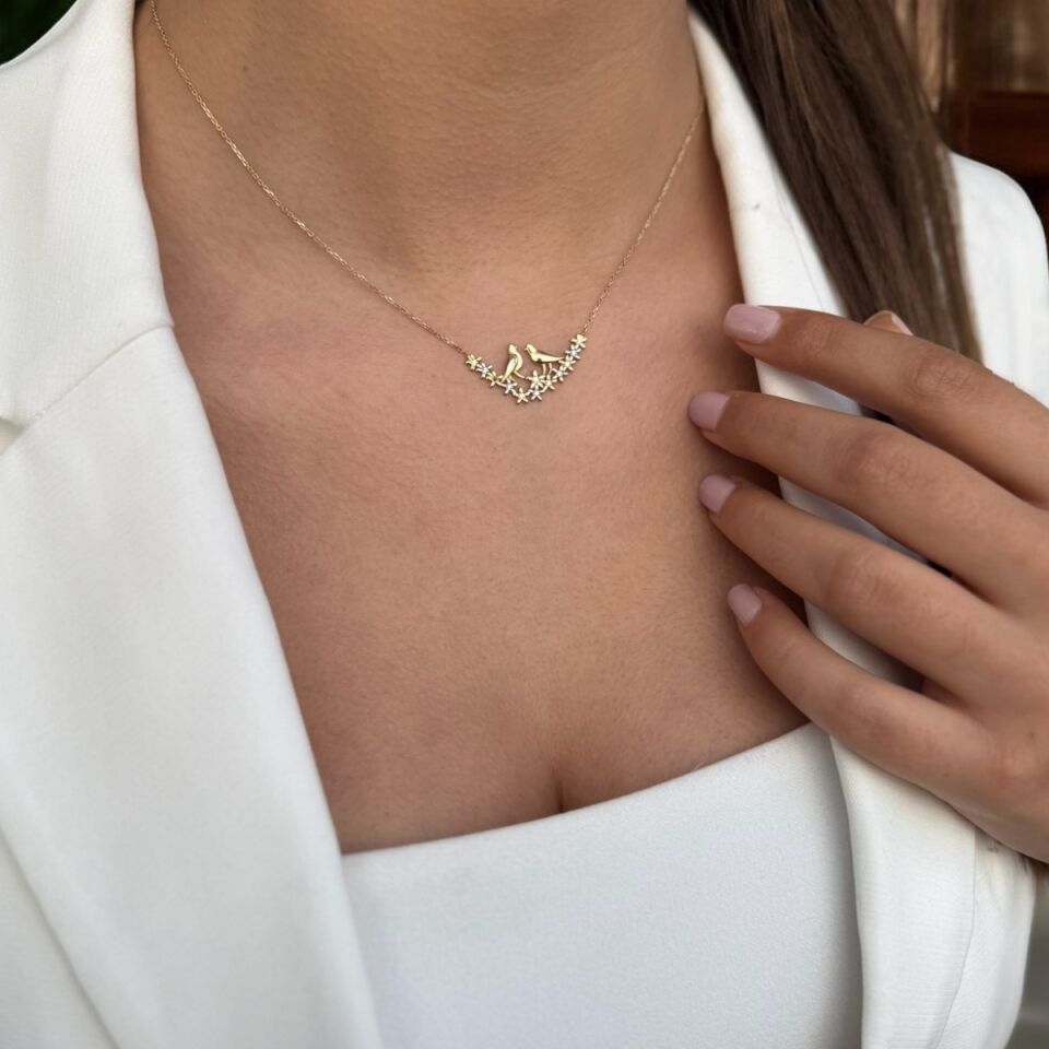 14 Ayar Çi̇çek Dalında Kumrular Kolye