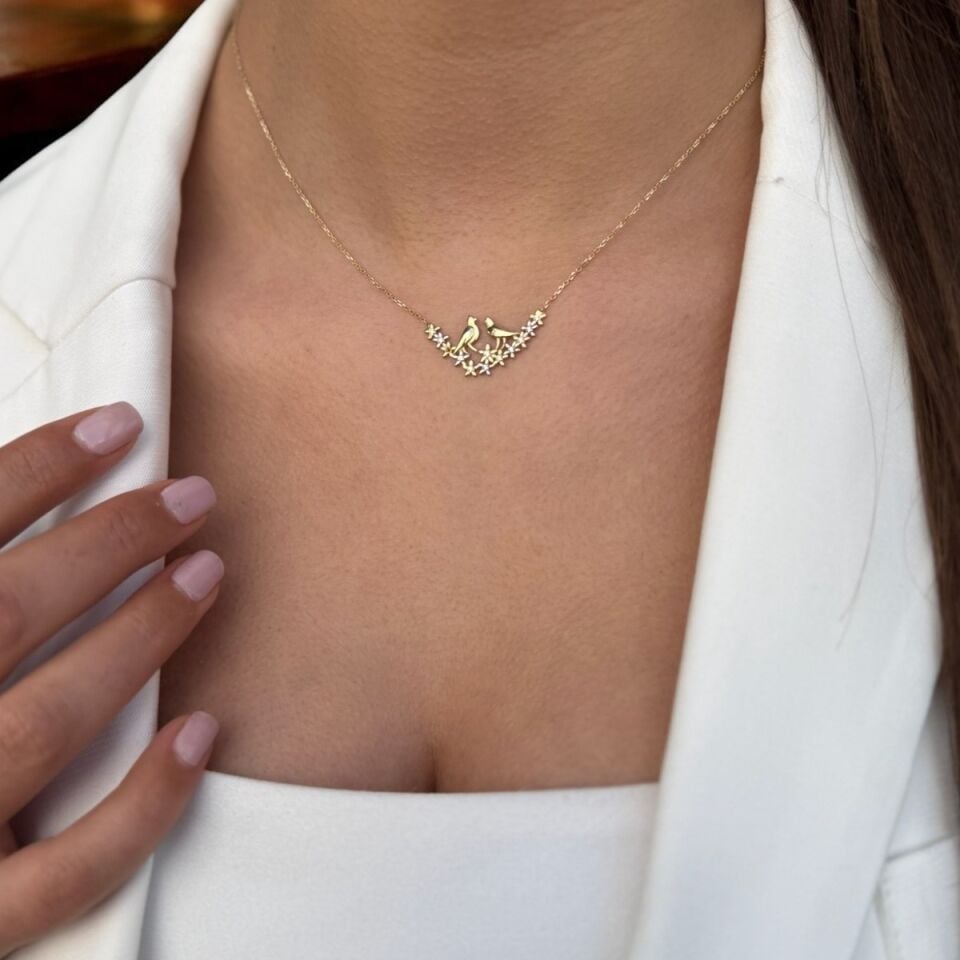 14 Ayar Çi̇çek Dalında Kumrular Kolye