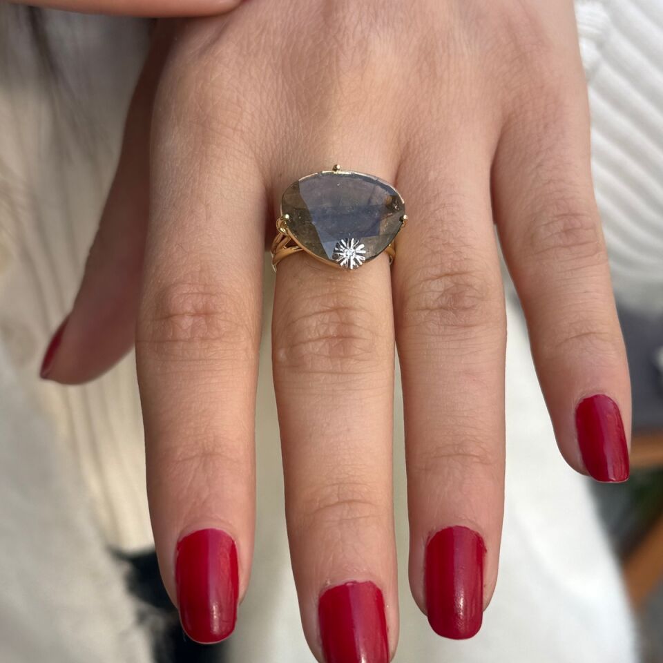 14 AYAR ÖZEL TASARIM DOĞAL TURMALİN TAŞLI PIRLANTALI TASARIM YÜZÜK