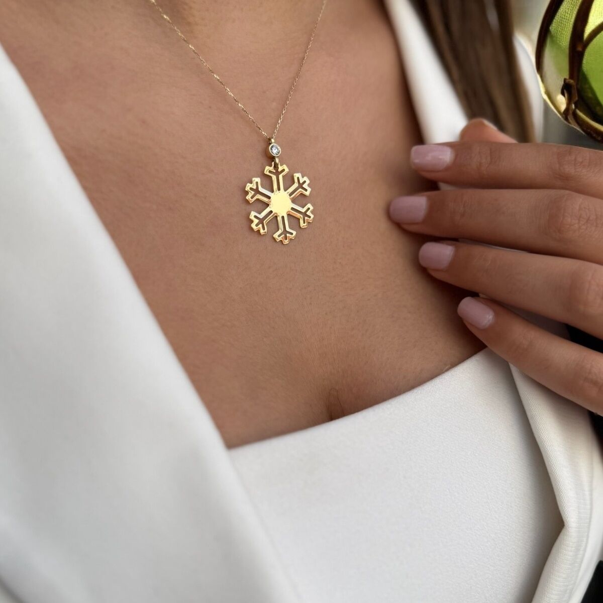 14 AYAR KAR TANESİ ALTIN KOLYE