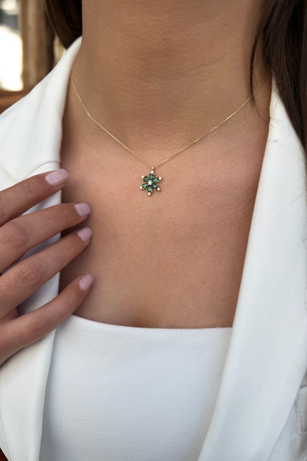 14 AYAR YEŞİL TAŞLI ÇİÇEK KOLYE