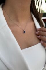 14 AYAR 1,53 CT SAFİR TAŞLI VE PIRLANTA TAŞLI ALTIN KOLYE