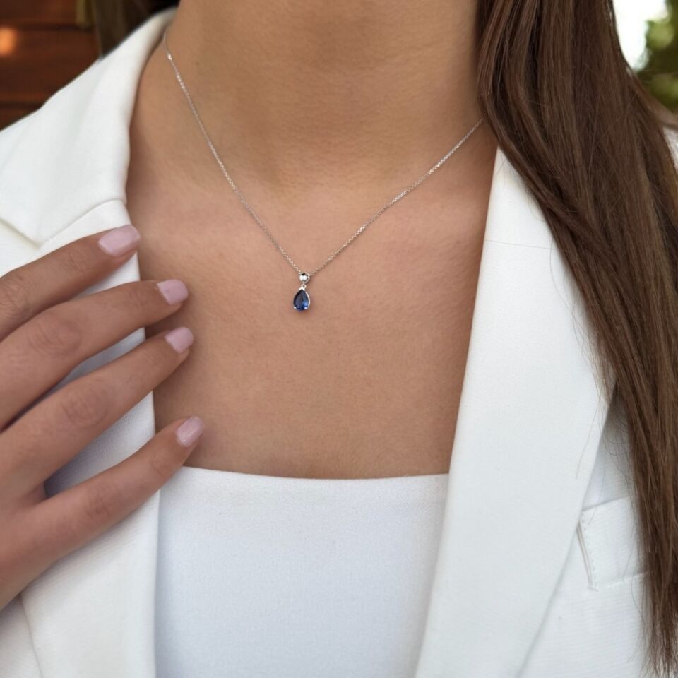 14 AYAR 1,64 CT DAMLA SAFİR TAŞLI VE PIRLANTA TAŞLI ALTIN KOLYE