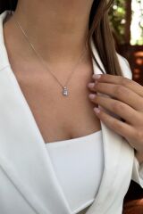 14 AYAR 1,27 CT AQUAMARİN TAŞLI VE PIRLANTA TAŞLI ALTIN KOLYE