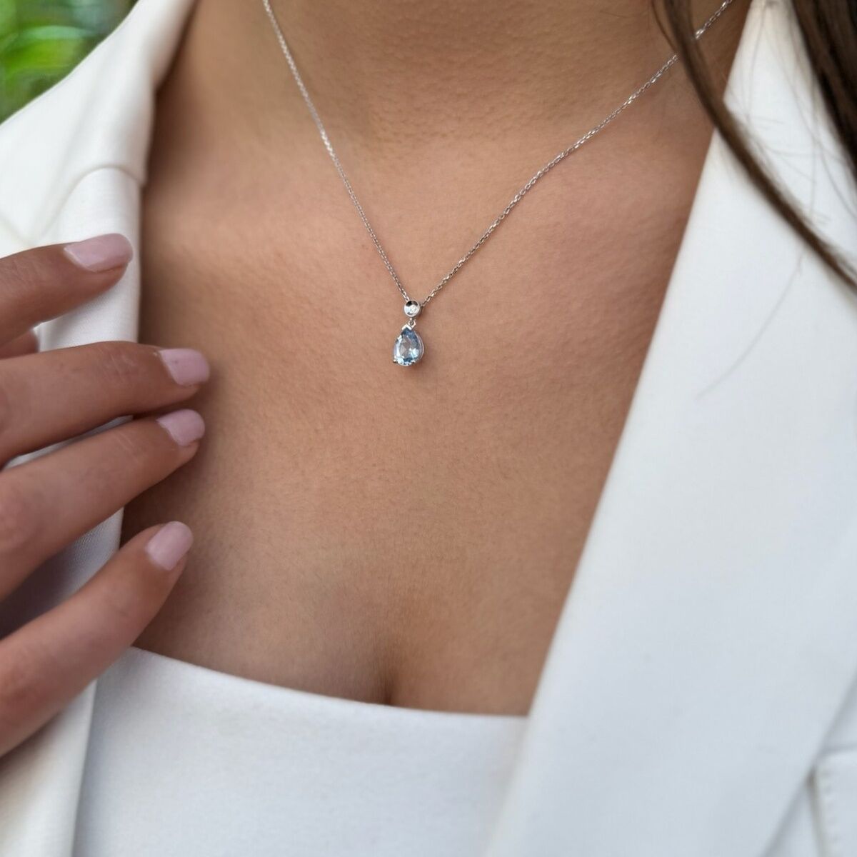 14 AYAR 1,27 CT AQUAMARİN TAŞLI VE PIRLANTA TAŞLI ALTIN KOLYE