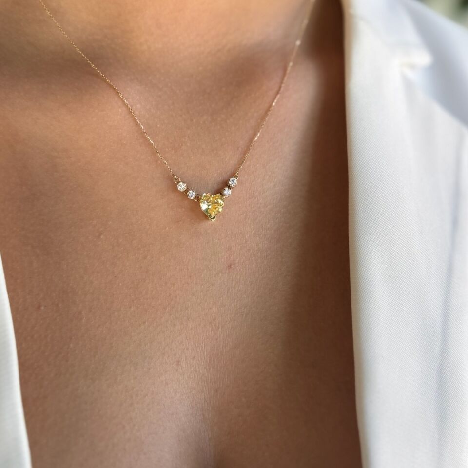 14 AYAR SARI KRİSTAL KALP KESİM TAŞLI ÖZEL TASARIM ALTIN KOLYE