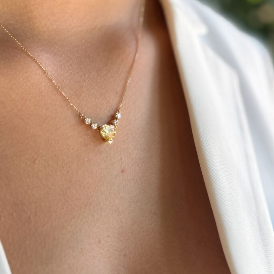 14 AYAR SARI KRİSTAL KALP KESİM TAŞLI ÖZEL TASARIM ALTIN KOLYE