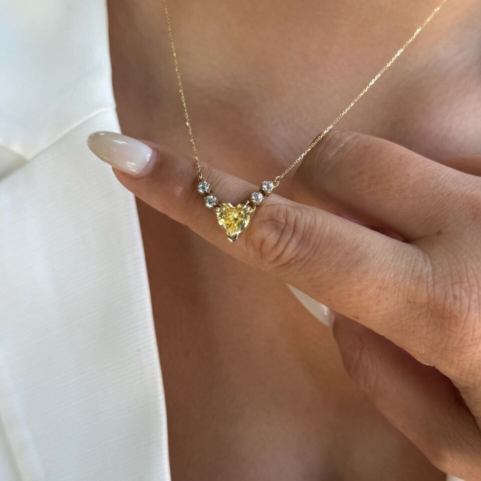 14 AYAR SARI KRİSTAL KALP KESİM TAŞLI ÖZEL TASARIM ALTIN KOLYE