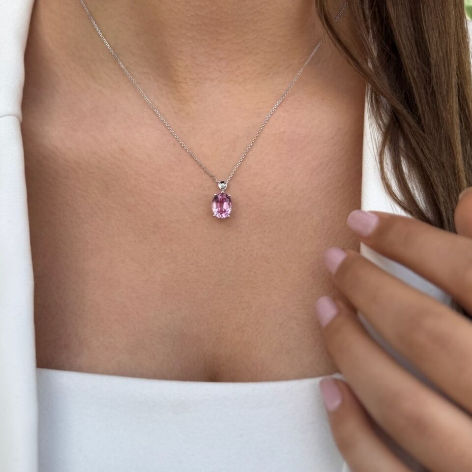 14 AYAR 3,88 CT PİNK PEMBE TAŞLI VE PIRLANTA TAŞLI ALTIN KOLYE