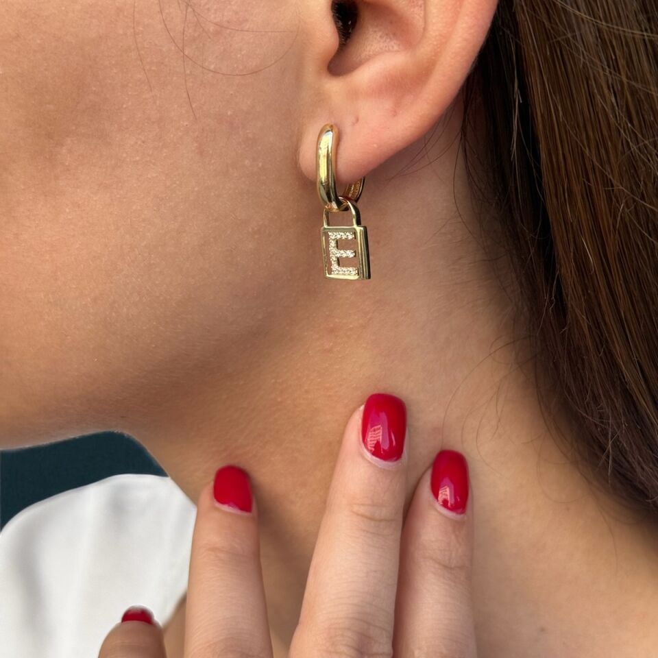 14 AYAR E HARFİ ÖZEL TASARIM İTALYAN KÜPE