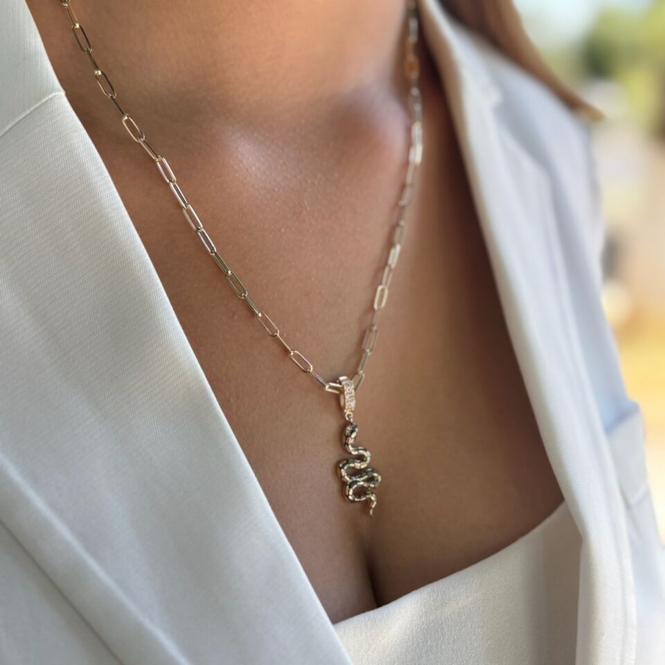 14 AYAR ÖZEL KİLİTLİ SİYAH MİNELİ YILAN KOLYE