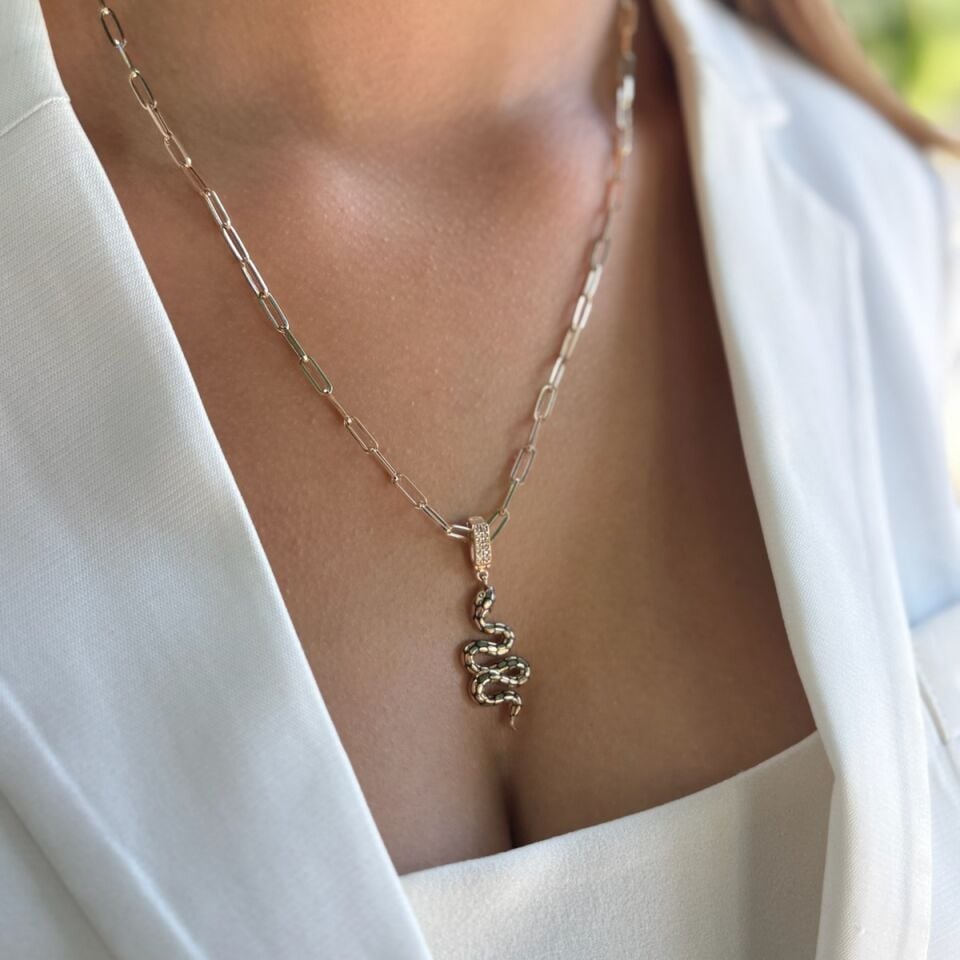 14 AYAR ÖZEL KİLİTLİ SİYAH MİNELİ YILAN KOLYE