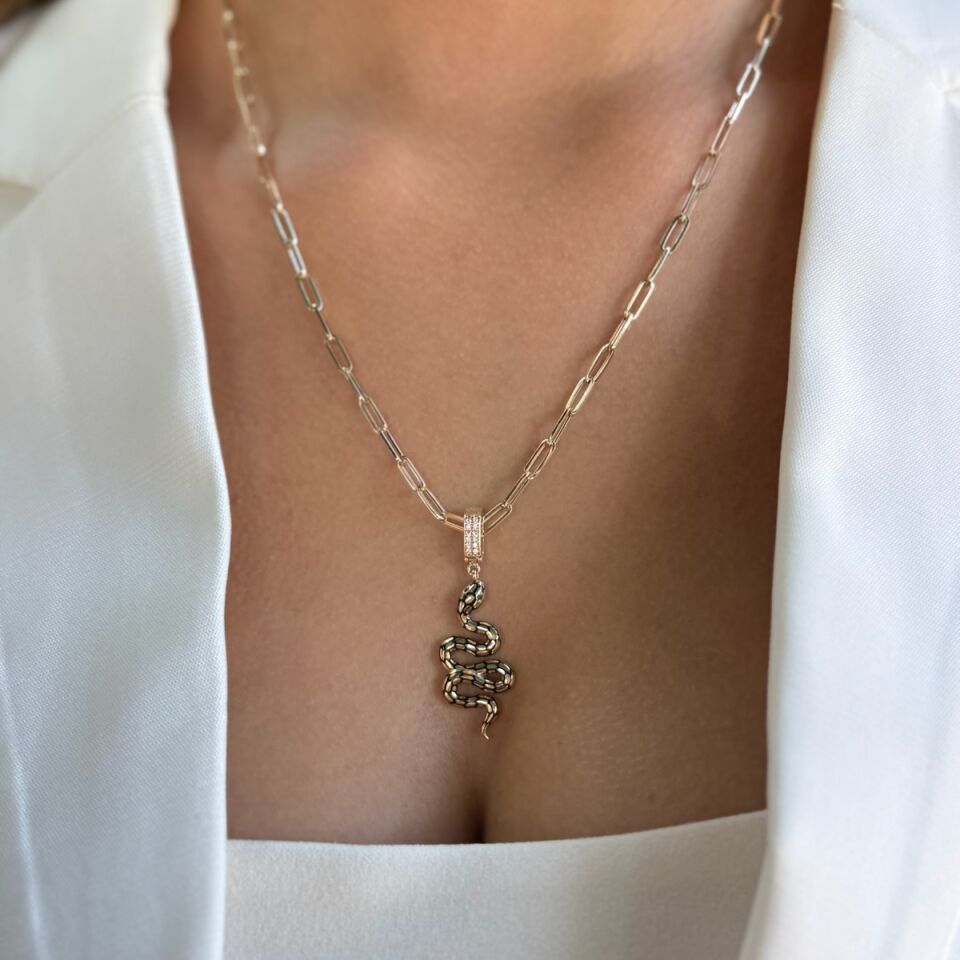 14 AYAR ÖZEL KİLİTLİ SİYAH MİNELİ YILAN KOLYE