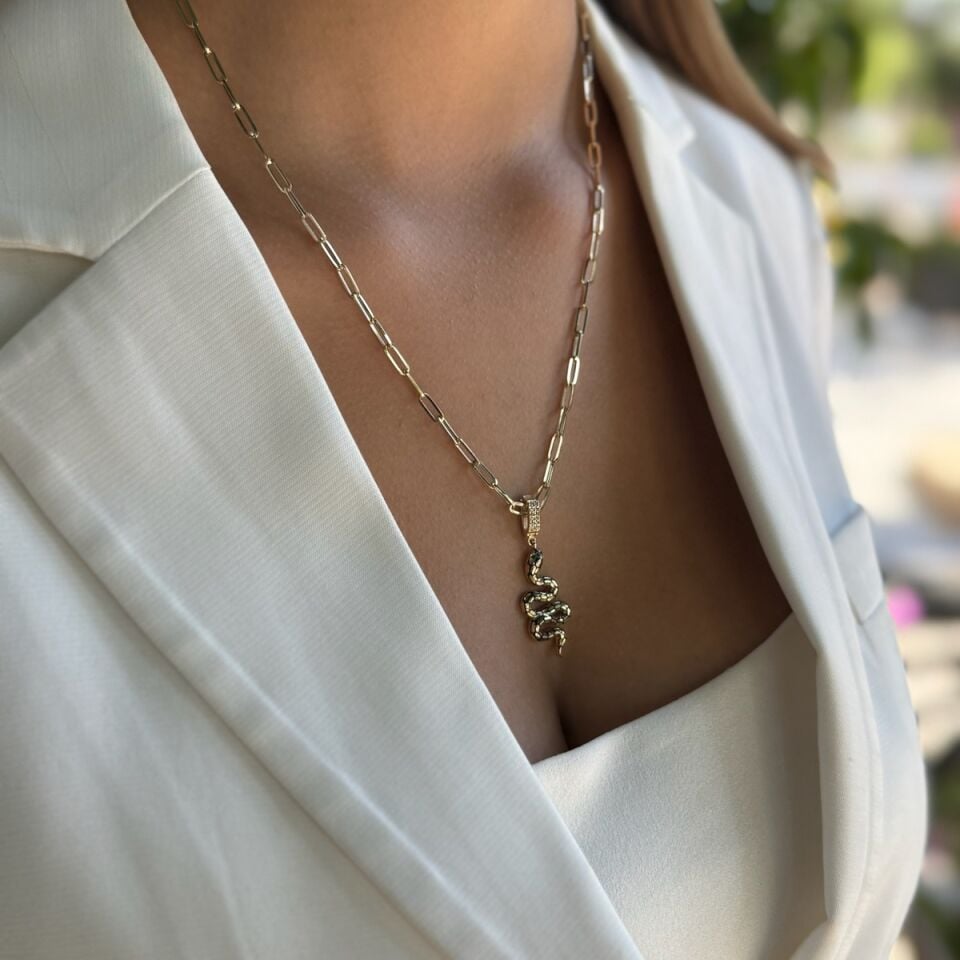 14 AYAR ÖZEL KİLİTLİ SİYAH MİNELİ YILAN KOLYE