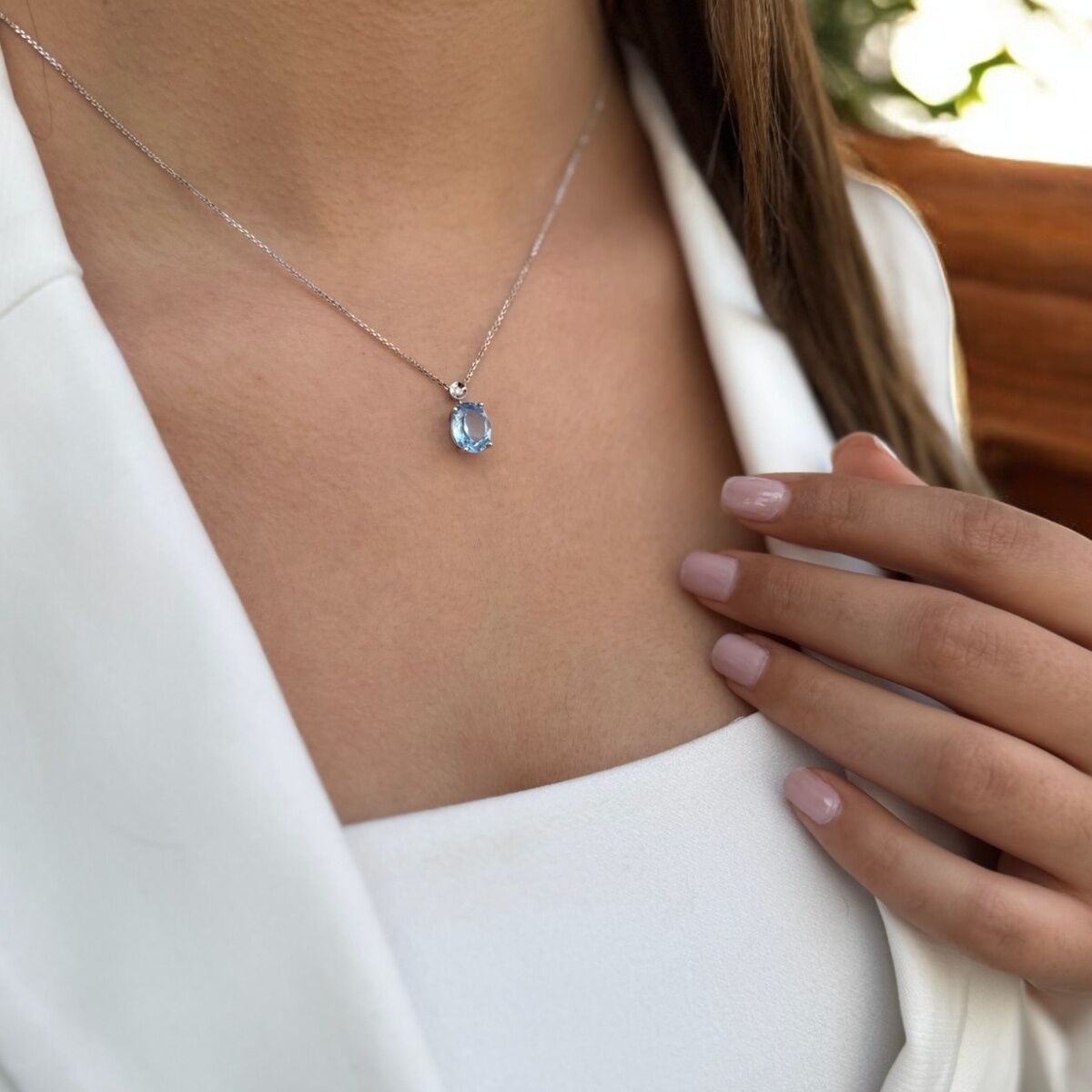 14 AYAR 3,09 CT AQUAMARİN TAŞLI VE PIRLANTA TAŞLI ALTIN KOLYE