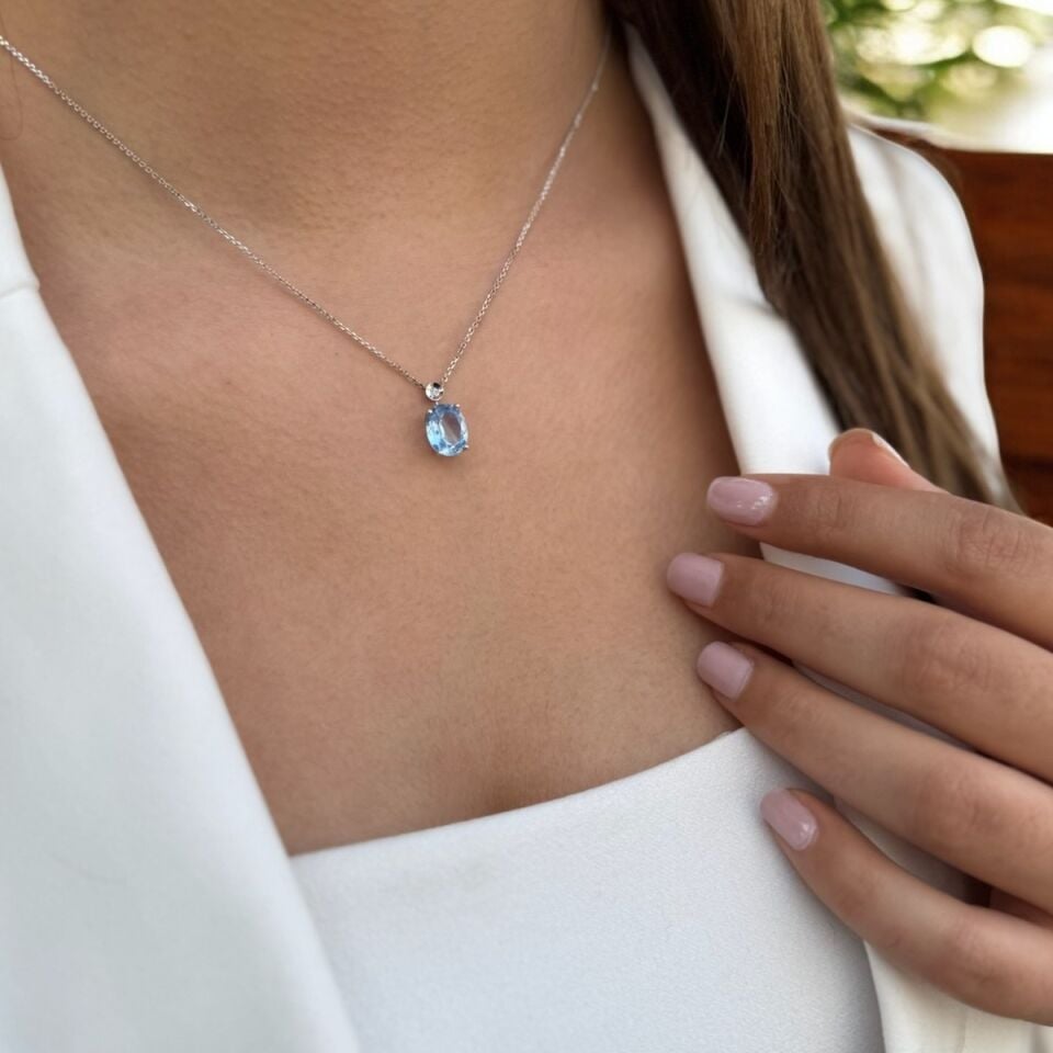 14 AYAR 3,09 CT AQUAMARİN TAŞLI VE PIRLANTA TAŞLI ALTIN KOLYE