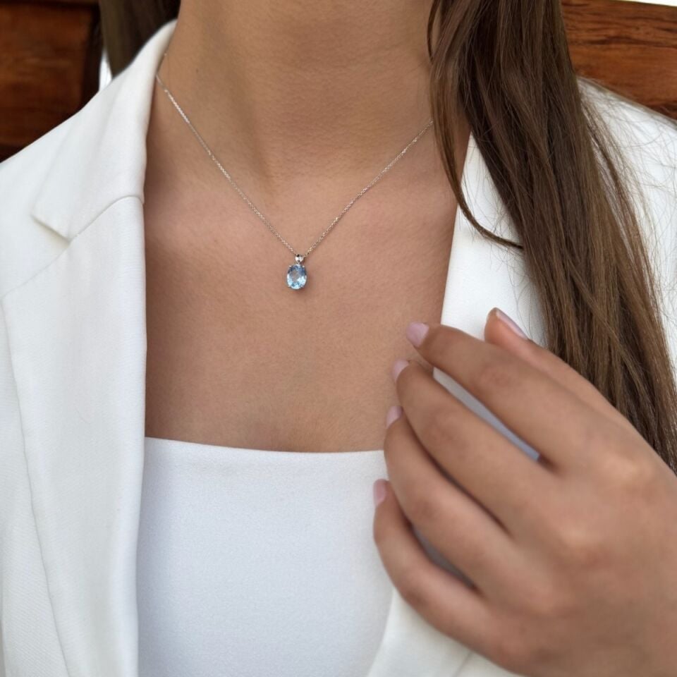 14 AYAR 3,09 CT AQUAMARİN TAŞLI VE PIRLANTA TAŞLI ALTIN KOLYE