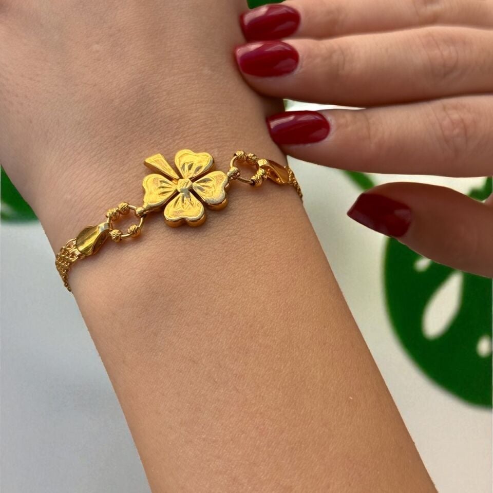 22 AYAR YONCA FİGÜRLÜ BİLEKLİK