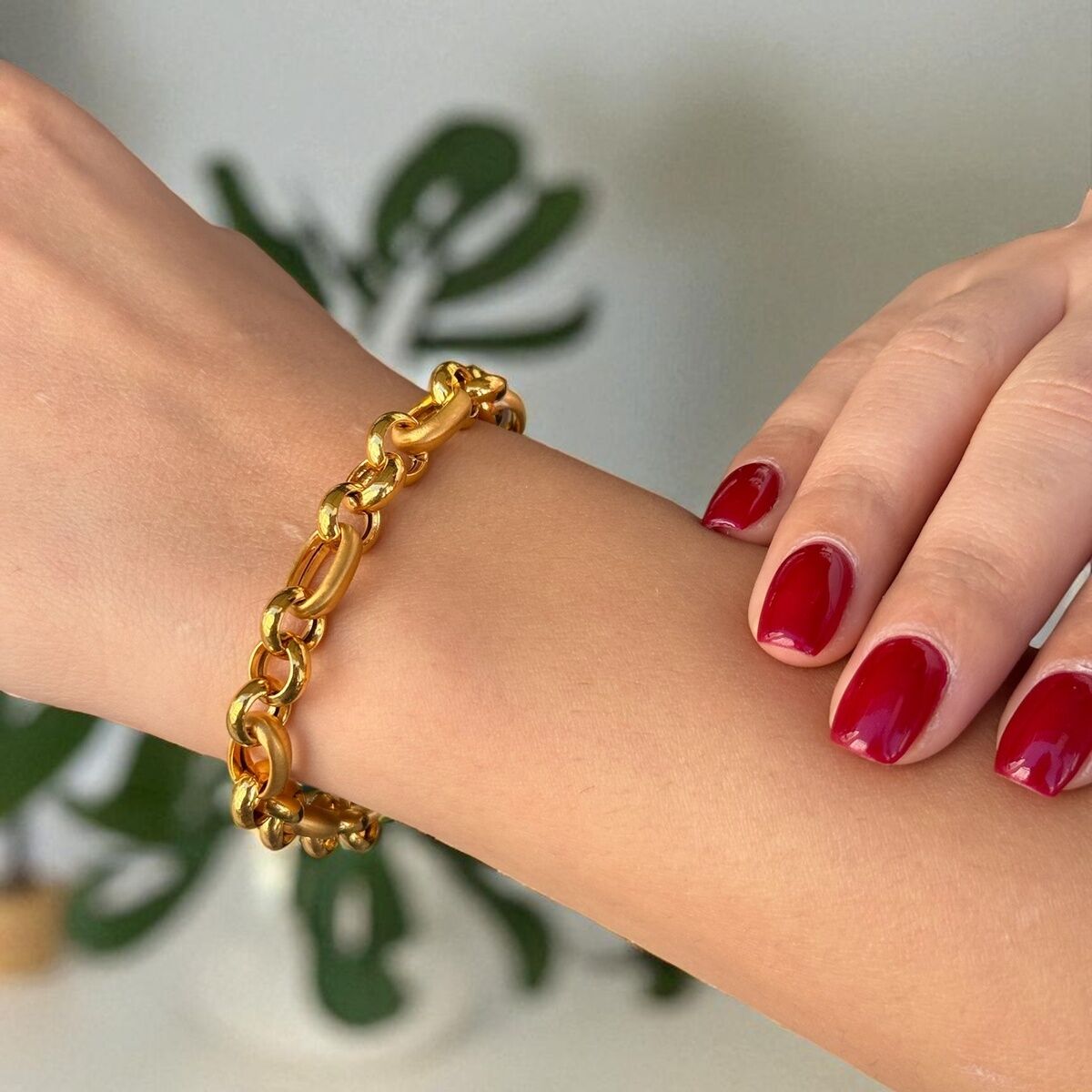 22 AYAR HALKALI BİLEKLİK